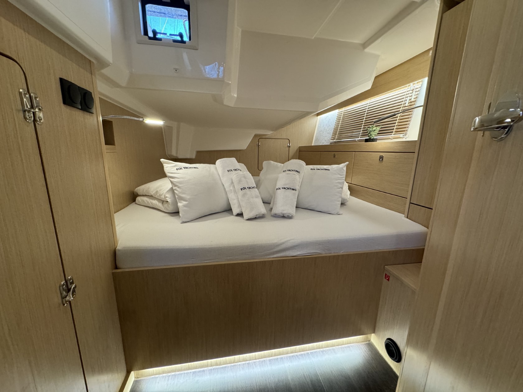 Bavaria C46, Sabina | Yacht Charter Croatia