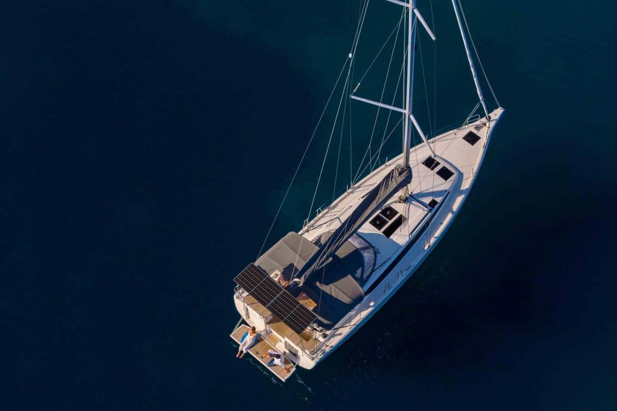 Bavaria C46, Sofia | Yacht Charter Croatia
