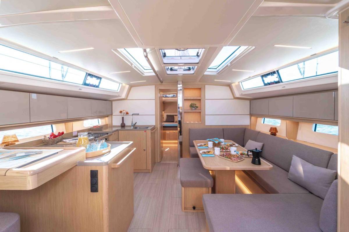 Bavaria C46, Sofia | Yacht Charter Croatia