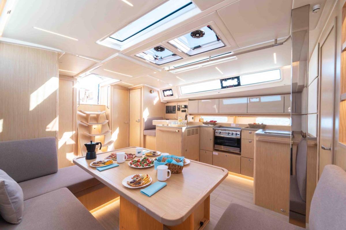 Bavaria C46, Sofia | Yacht Charter Croatia