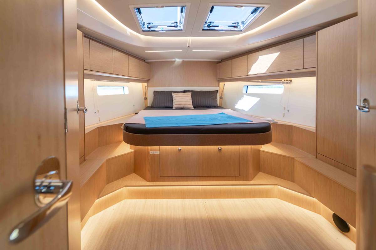 Bavaria C46, Sofia | Yacht Charter Croatia