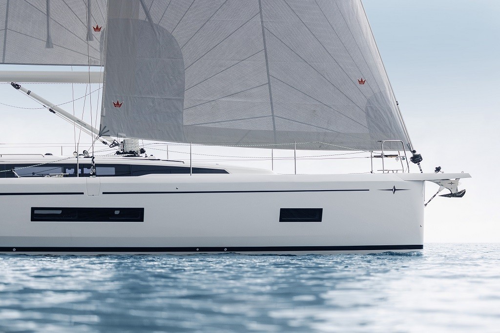 Bavaria C46, Sestrica Vela | Yacht Charter Croatia
