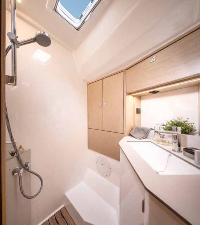 Bavaria C46, NN2 | Yachtcharter Kroatien