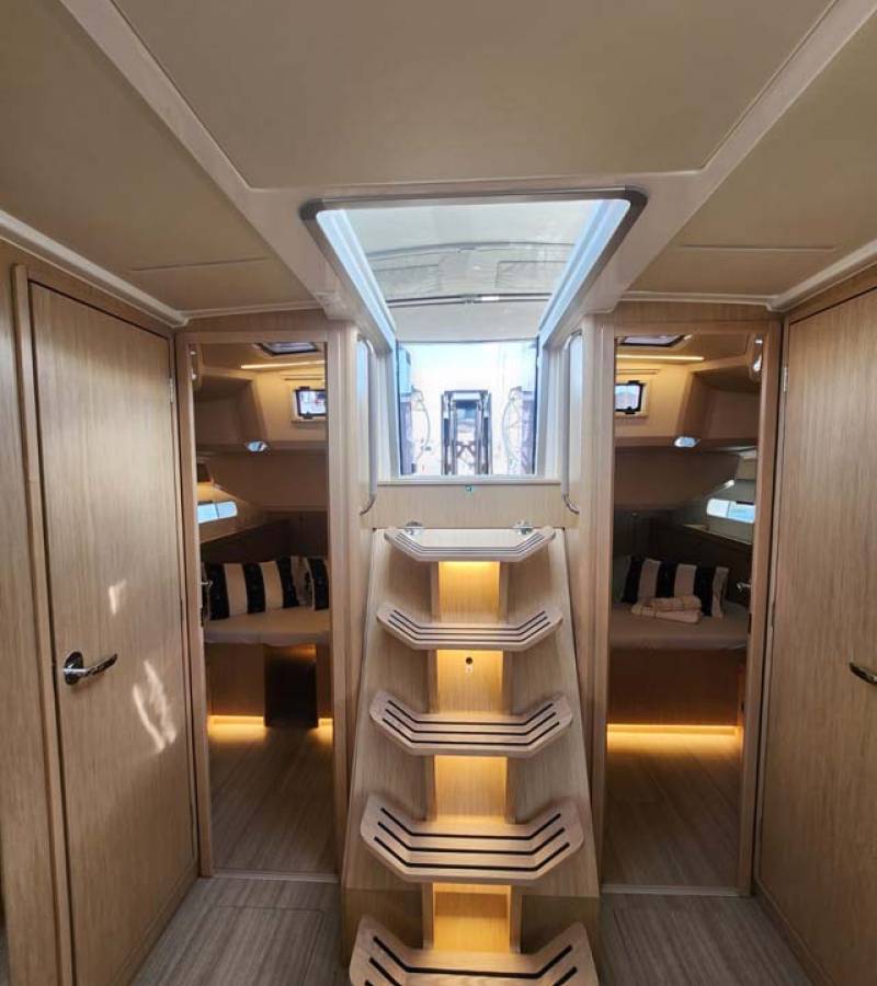 Bavaria C46, Nonica | Yacht Charter Croatia