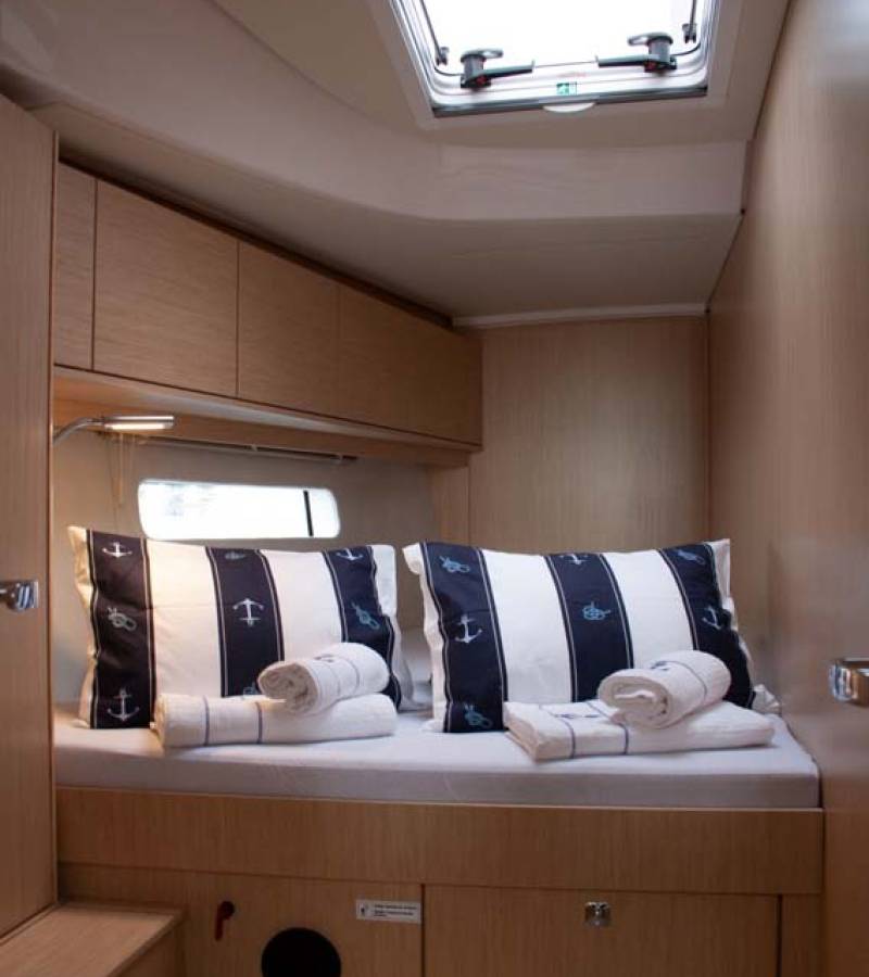 Bavaria C46, Nonica | Yacht Charter Croatia