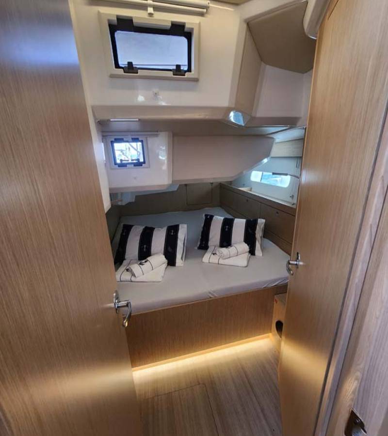 Bavaria C46, Nonica | Yacht Charter Croatia
