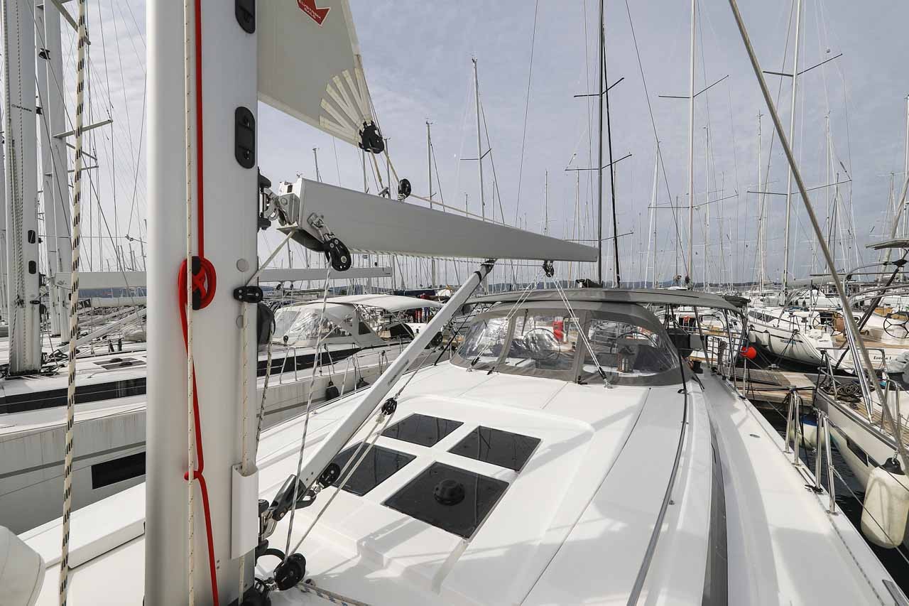 Bavaria C50 Holiday, Gogi-II | Yacht Charter Croatia