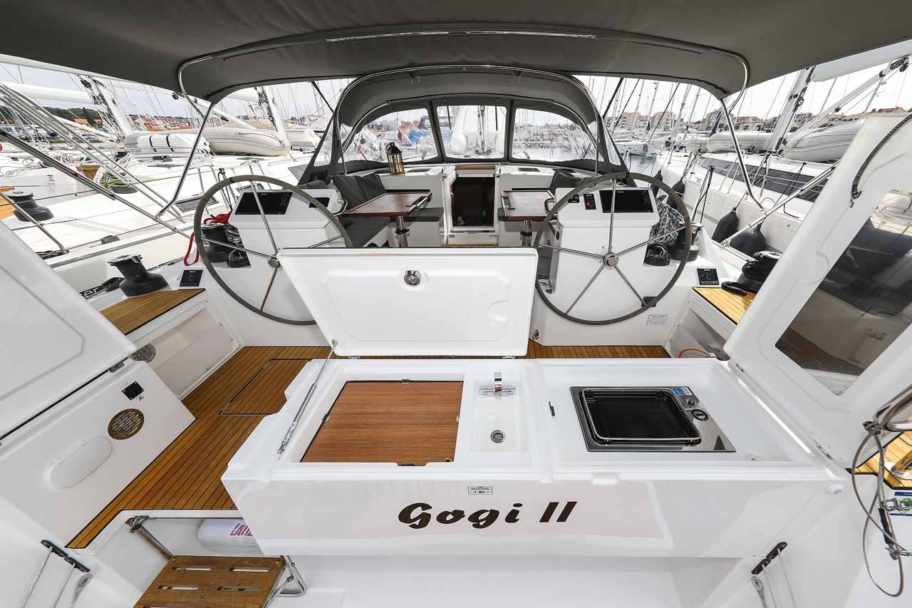 Bavaria C50 Holiday, Gogi-II | Yacht Charter Croatia