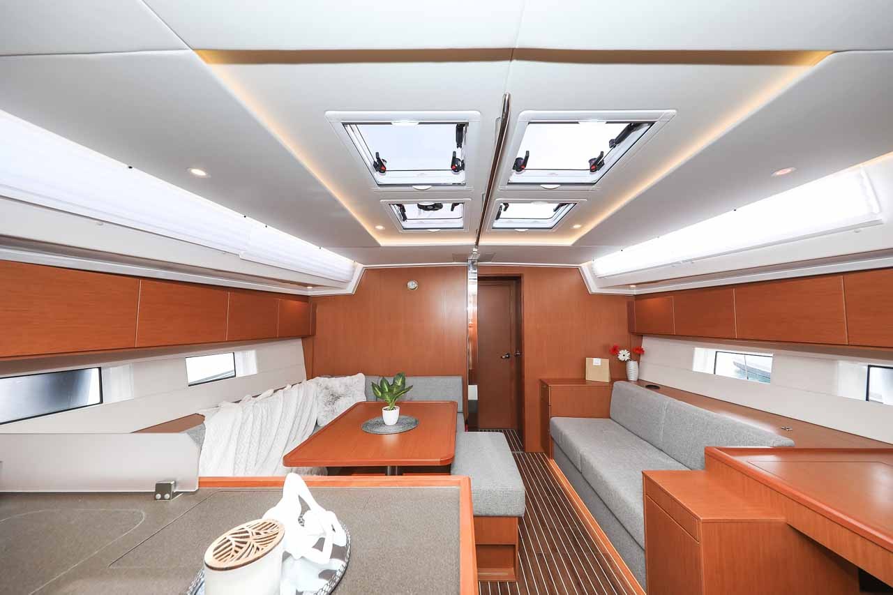 Bavaria C50 Holiday, Gogi-II | Yacht Charter Croatia