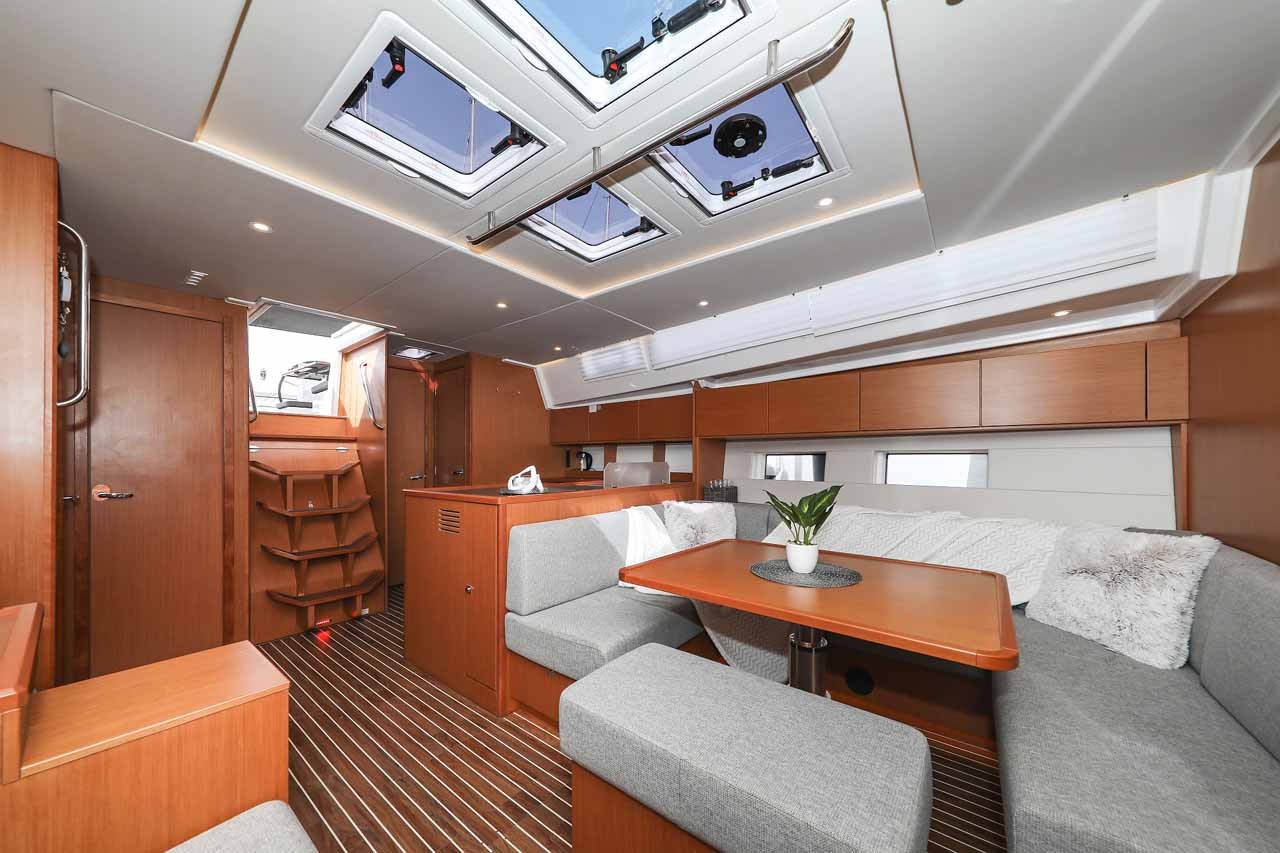 Bavaria C50 Holiday, Gogi-II | Yacht Charter Croatia