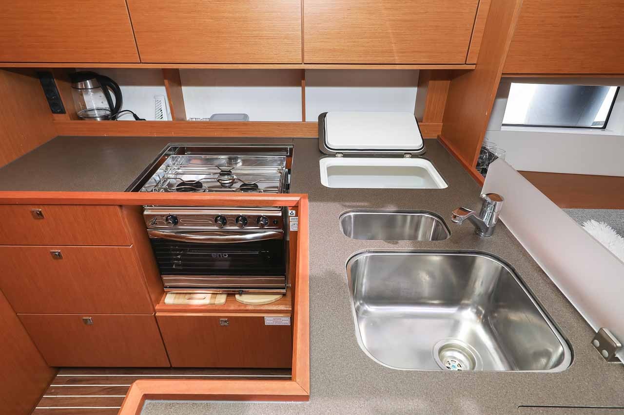 Bavaria C50 Holiday, Gogi-II | Yacht Charter Croatia