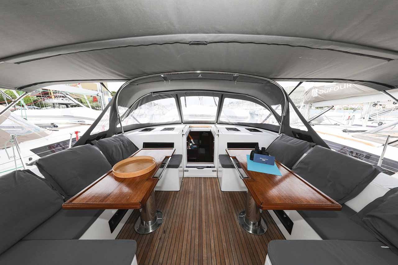 Bavaria C50 Holiday, Granat | Yacht Charter Croatia