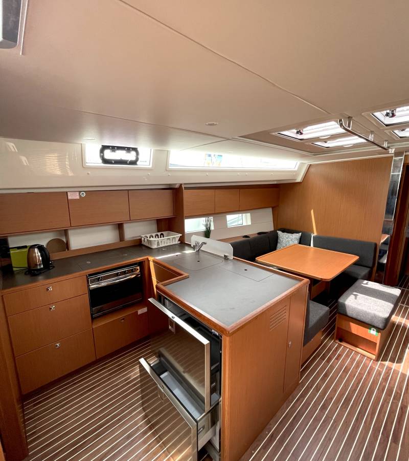 Bavaria C50 Holiday, Hangover | Yacht Charter Croatia