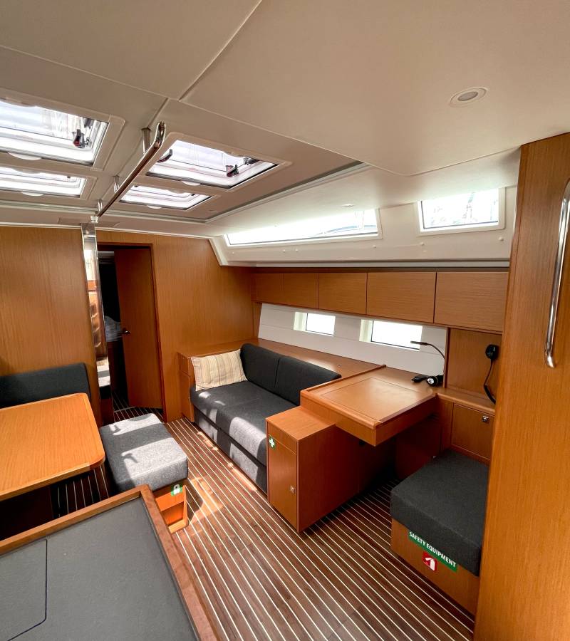 Bavaria C50 Holiday, Ciao Bella | Yacht Charter Croatia