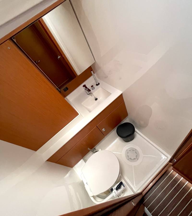 Bavaria C50 Holiday, Ciao Bella | Yacht Charter Croatia