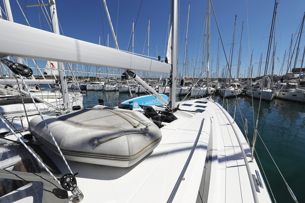 Bavaria C50 Style, Naltoya | Yacht Charter Croatia
