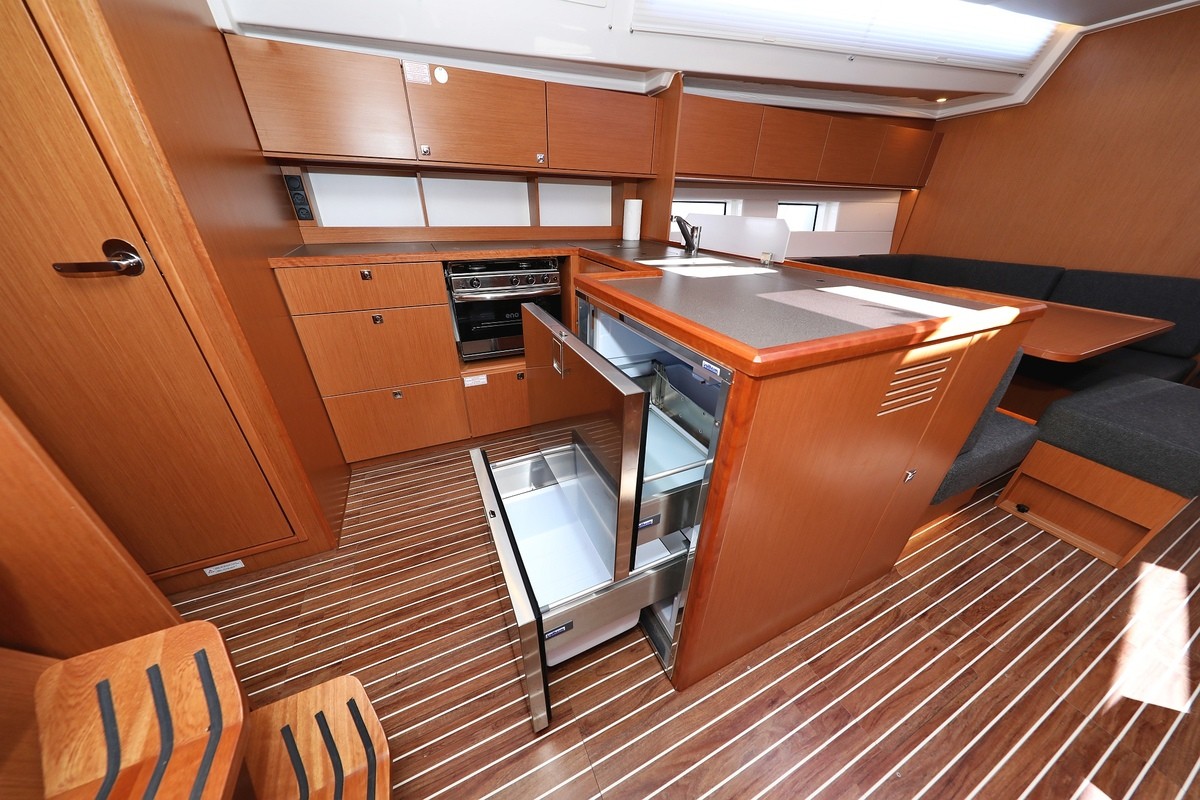 Bavaria C50 Style, Naltoya | Yacht Charter Croatia