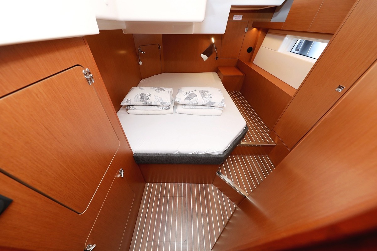 Bavaria C50 Style, Naltoya | Yacht Charter Croatia