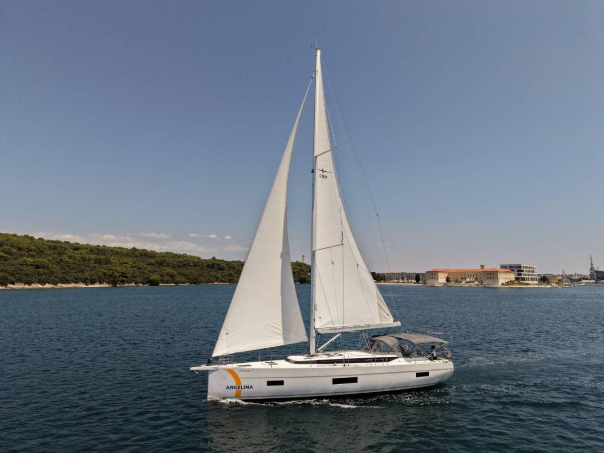 Bavaria C50 Style, Sea Queen | Noleggio di Yacht Croazia