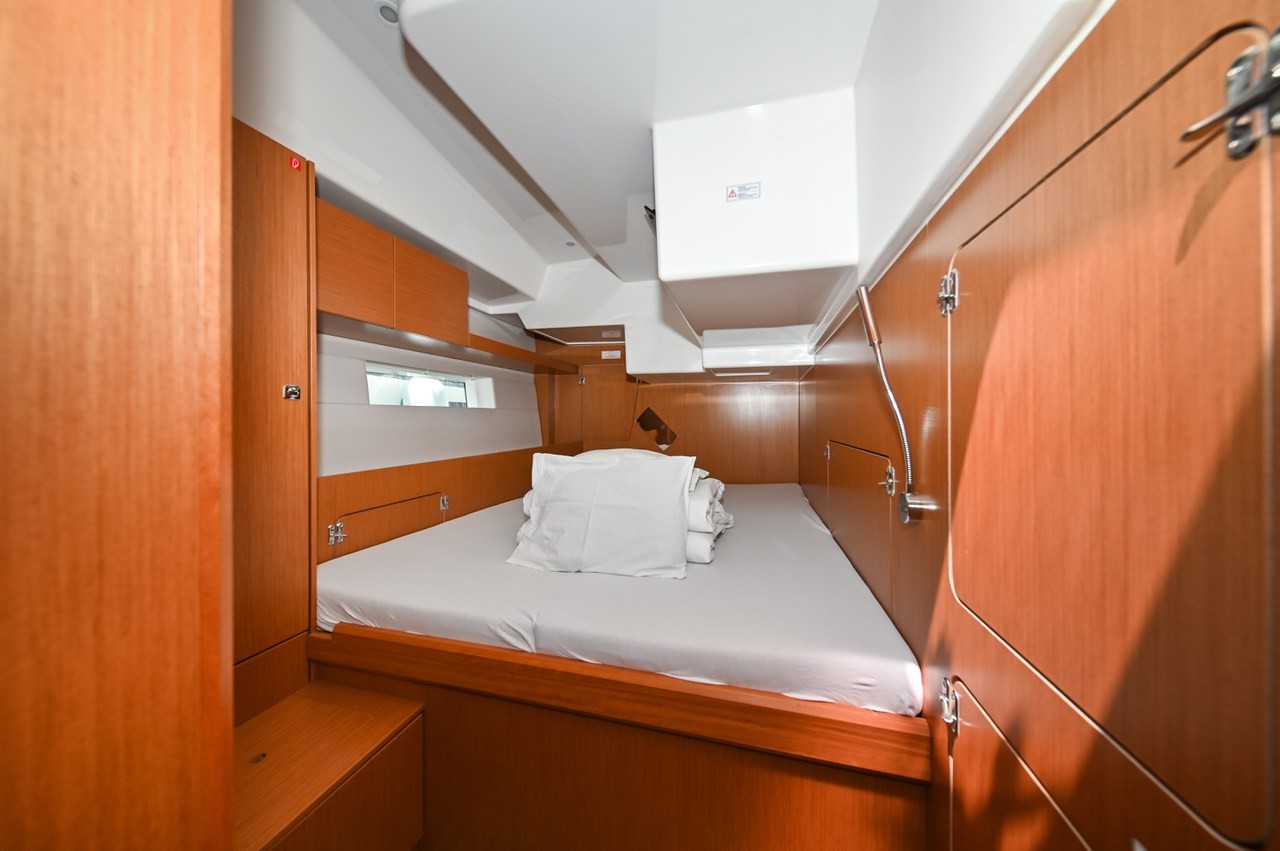Bavaria C50, Big Blue | Yacht Charter Croatia