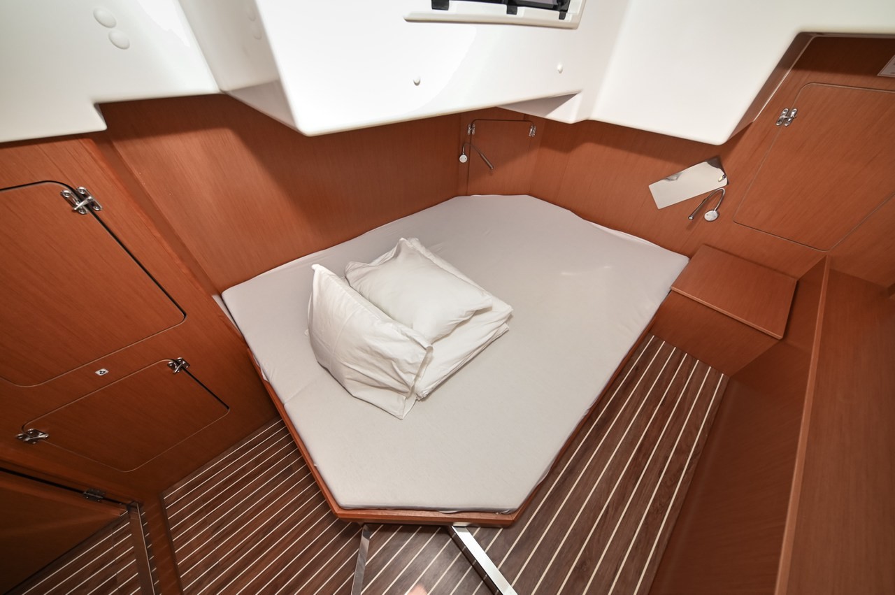 Bavaria C50, Big Blue | Yacht Charter Croatia