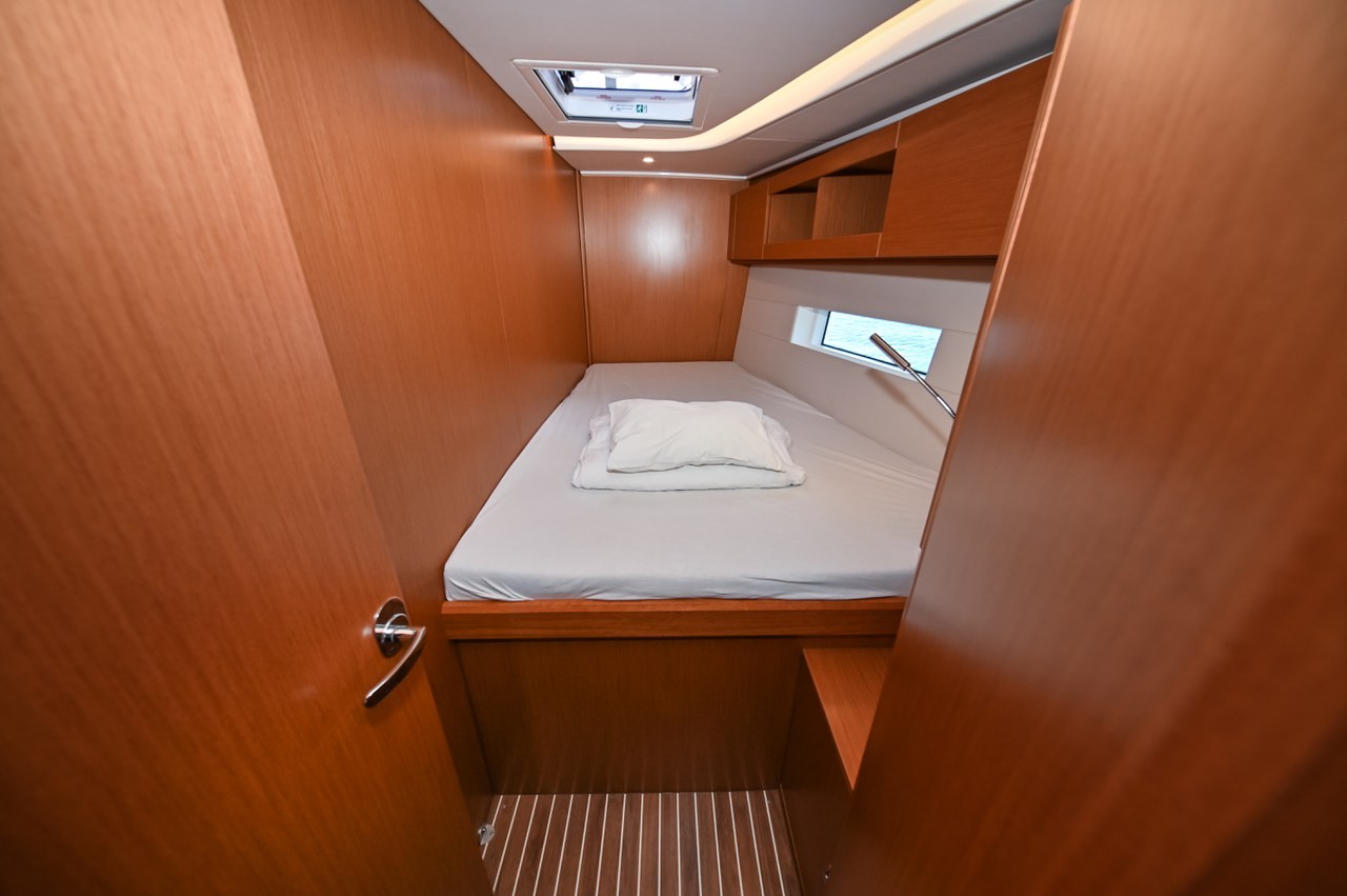 Bavaria C50, Big Blue | Yacht Charter Croatia