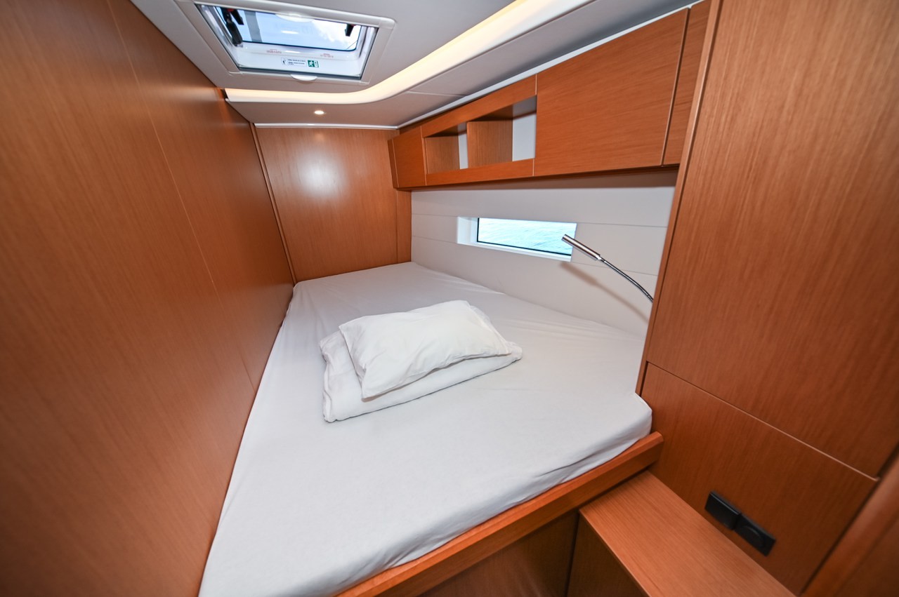Bavaria C50, Big Blue | Yacht Charter Croatia