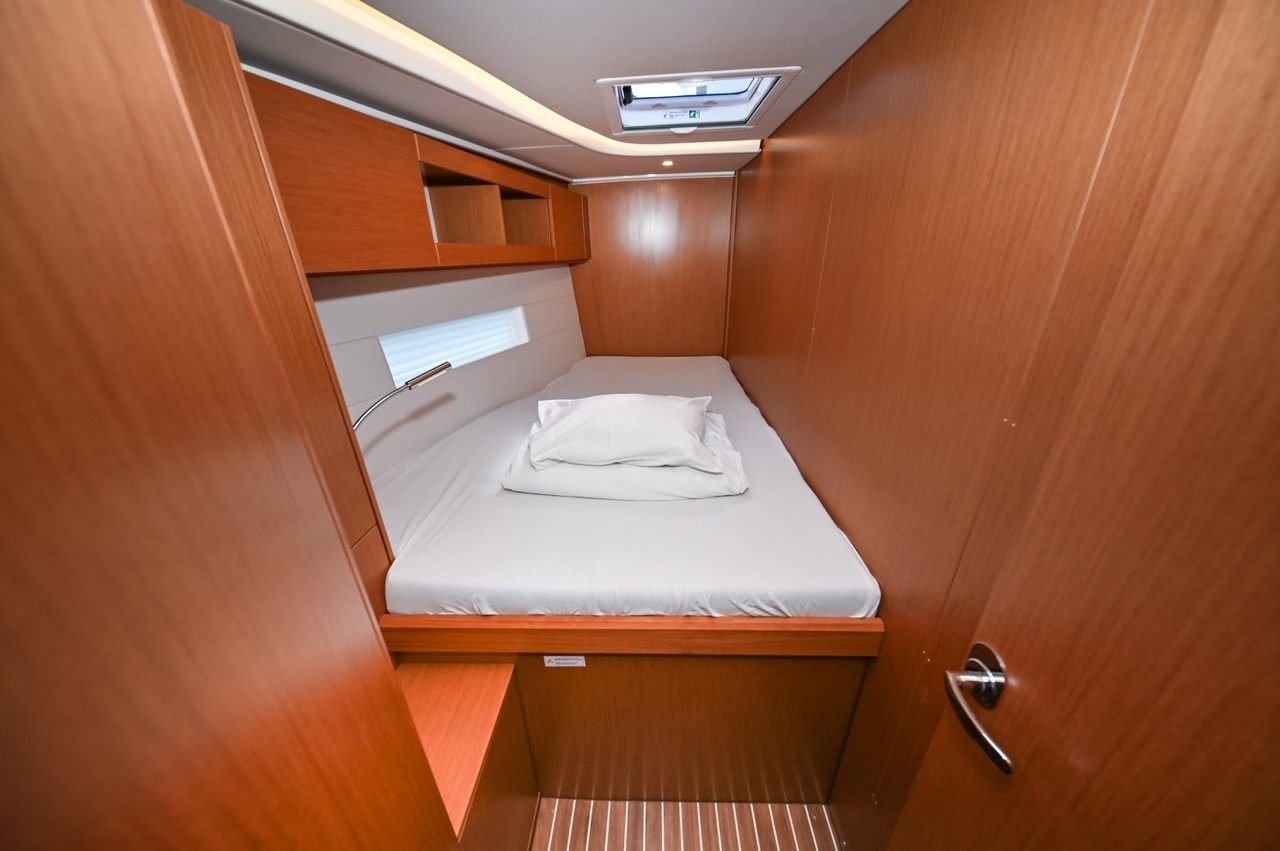 Bavaria C50, Big Blue | Yacht Charter Croatia