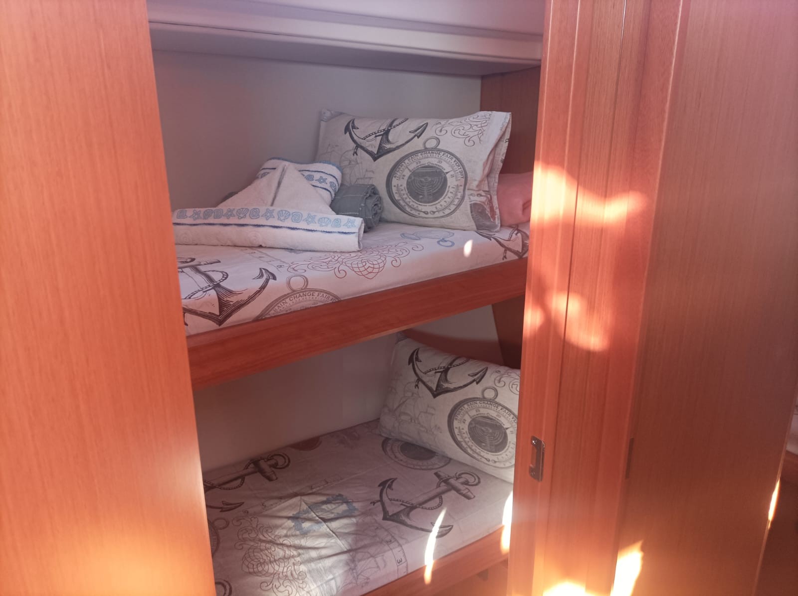 Bavaria C50, Roza Deflores 2 | Yacht Charter Croatia