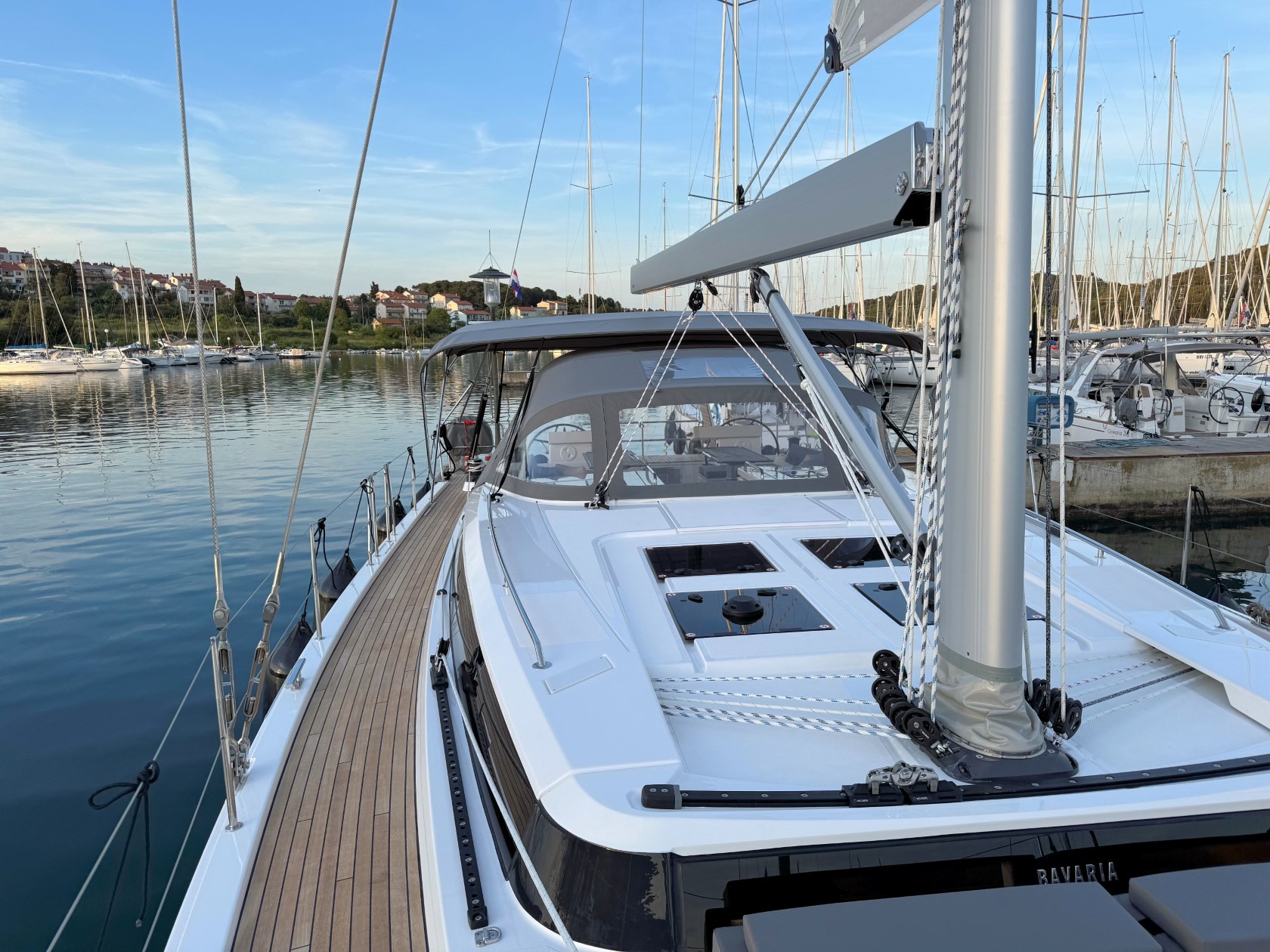 Bavaria C57 Style, Mina | Noleggio di Yacht Croazia