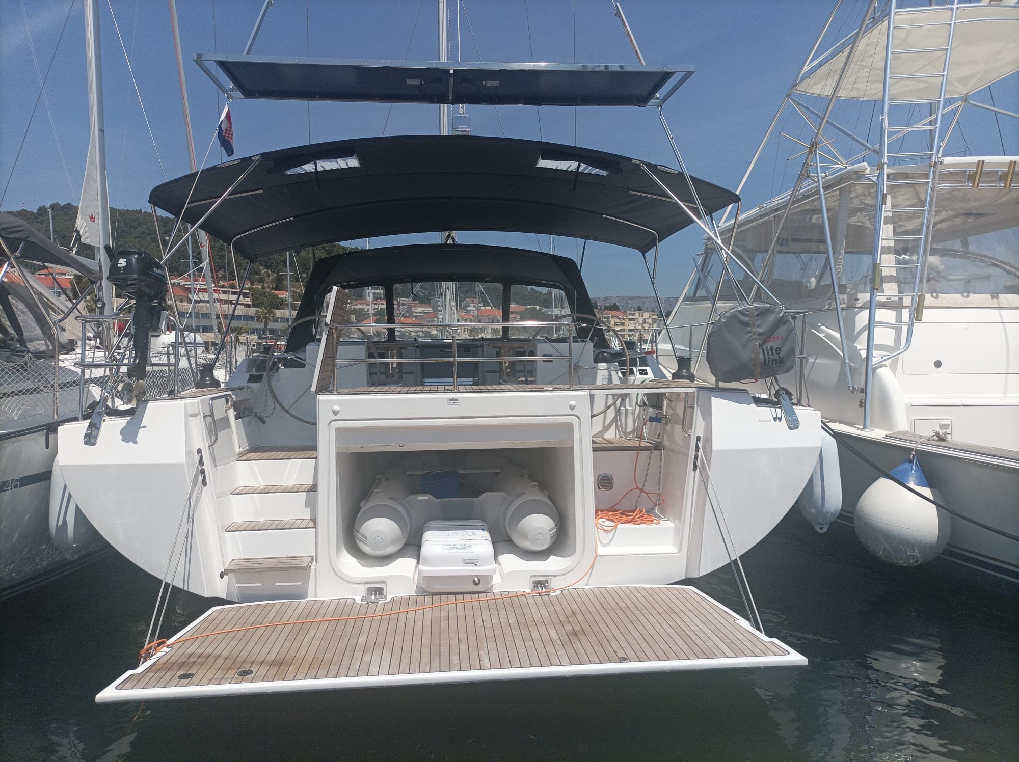 Bavaria C57, Olimp | Yacht Charter Croatia