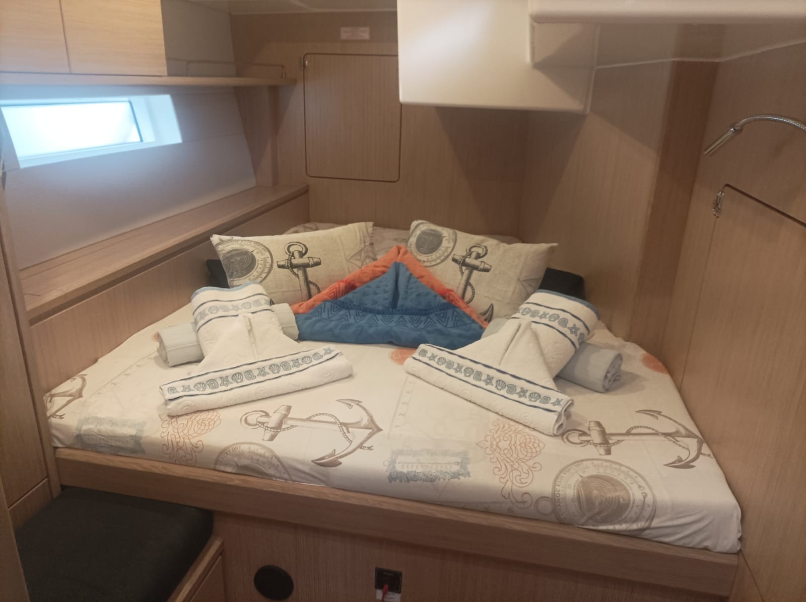 Bavaria C57, Olimp | Yacht Charter Croatia