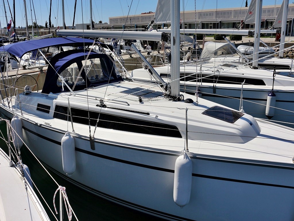 Bavaria Cruiser 34, Vita | Yachtcharter Kroatien