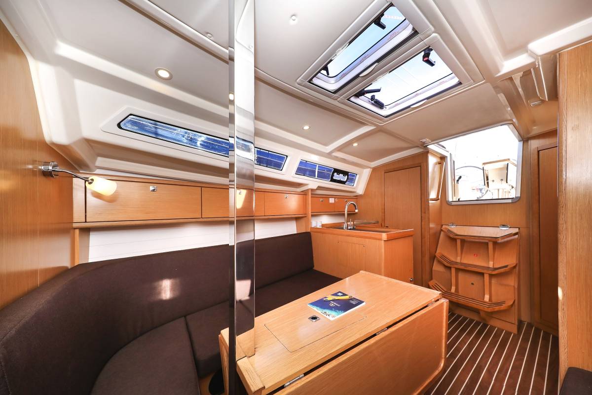 Bavaria Cruiser 34, Lady One | Yacht Charter Croatia