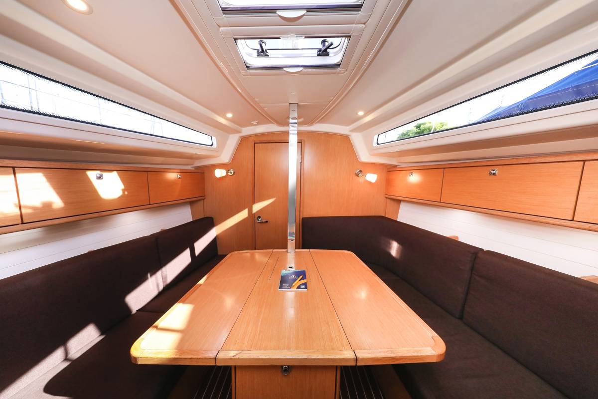 Bavaria Cruiser 34, Lady One | Yacht Charter Croatia