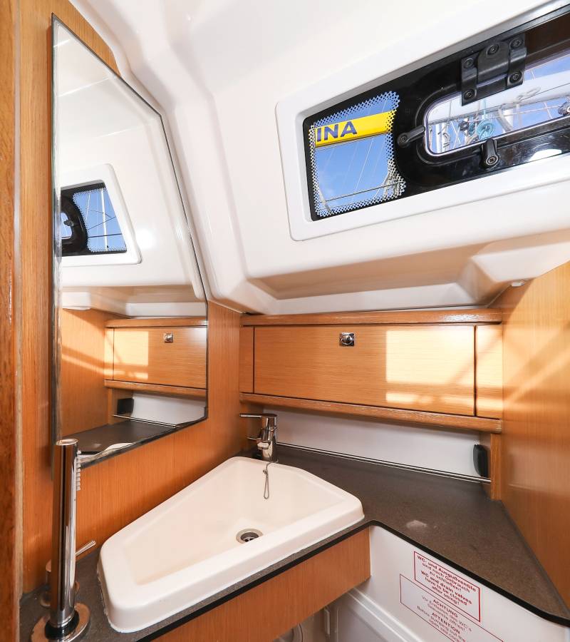 Bavaria Cruiser 34, Lady One | Yacht Charter Croatia
