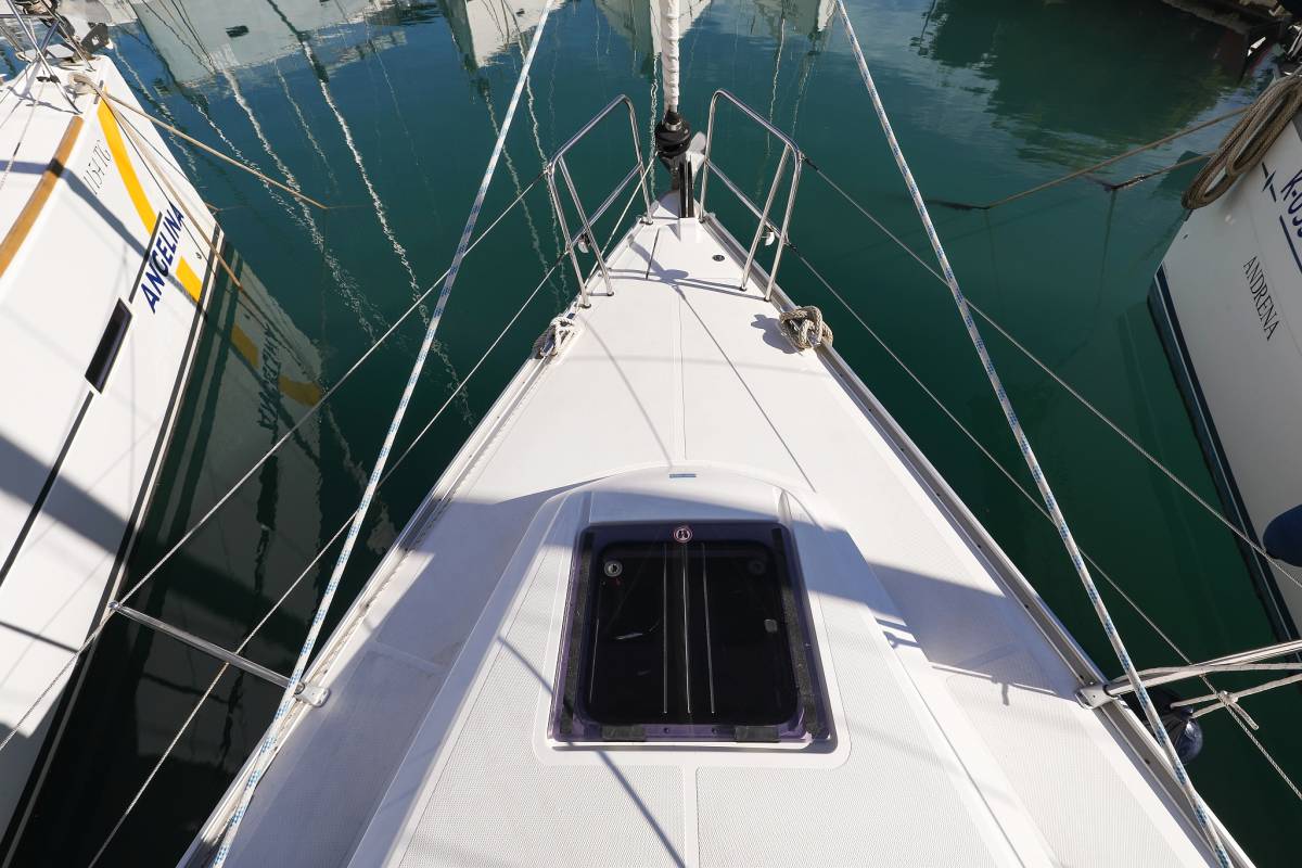 Bavaria Cruiser 34, Lady One | Yacht Charter Croatia