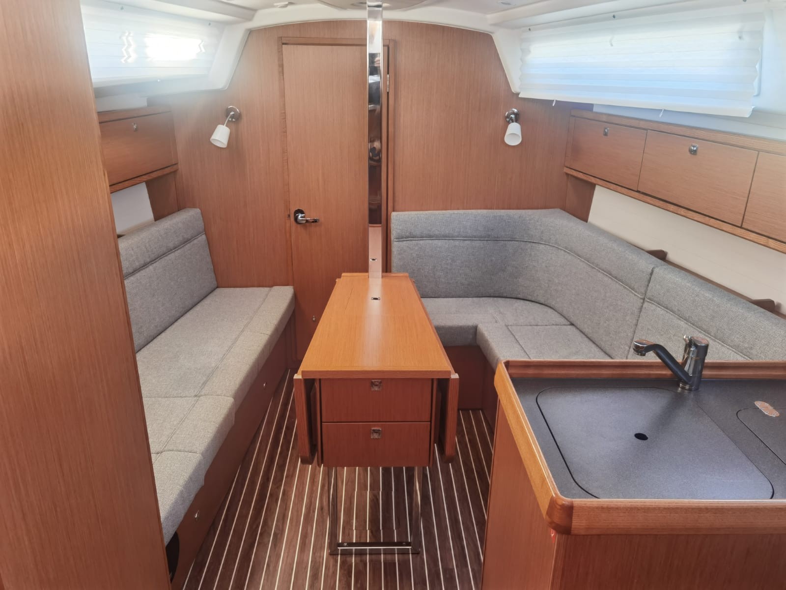 Bavaria Cruiser 34, Happy | Noleggio di Yacht Croazia