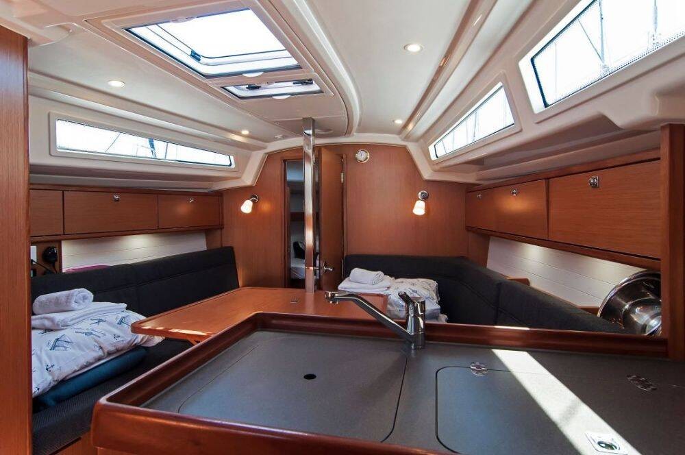 Bavaria Cruiser 34, Adria Tina | Yachtcharter Kroatien