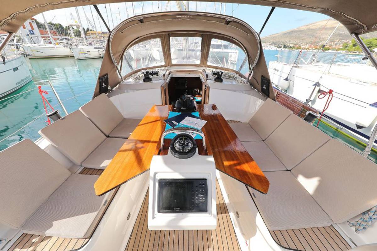 Bavaria Cruiser 37, My Princess | Yachtcharter Kroatien