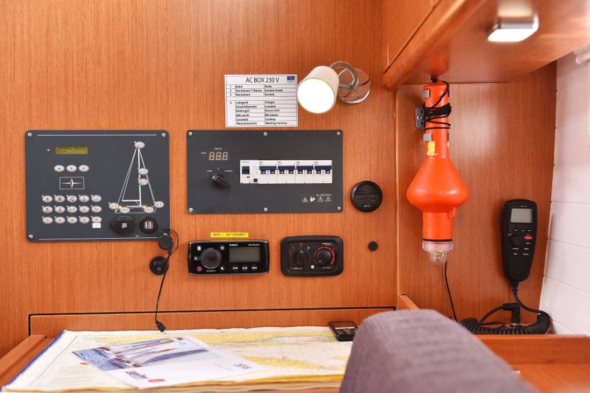 Bavaria Cruiser 37, My Princess | Yachtcharter Kroatien