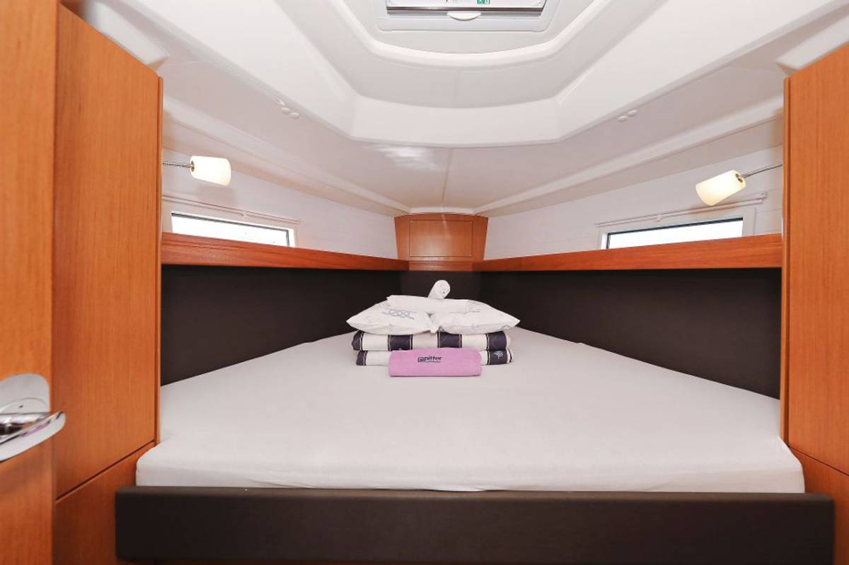 Bavaria Cruiser 37, My Princess | Yachtcharter Kroatien