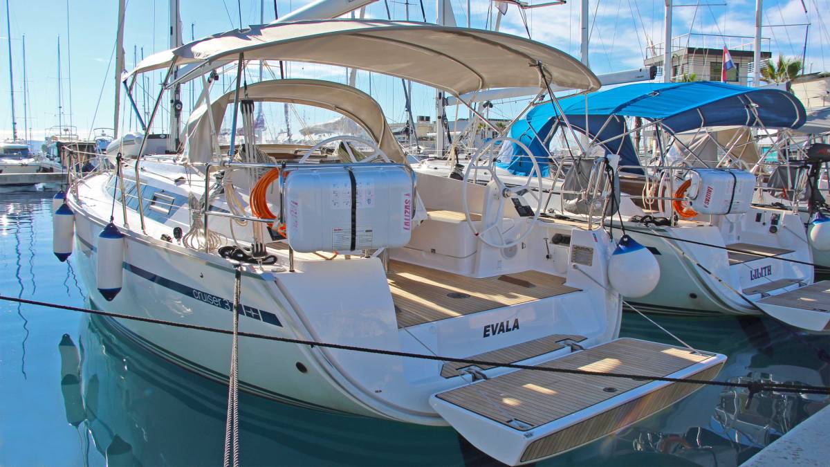 Bavaria Cruiser 37, Evala | Yacht Charter Croatia