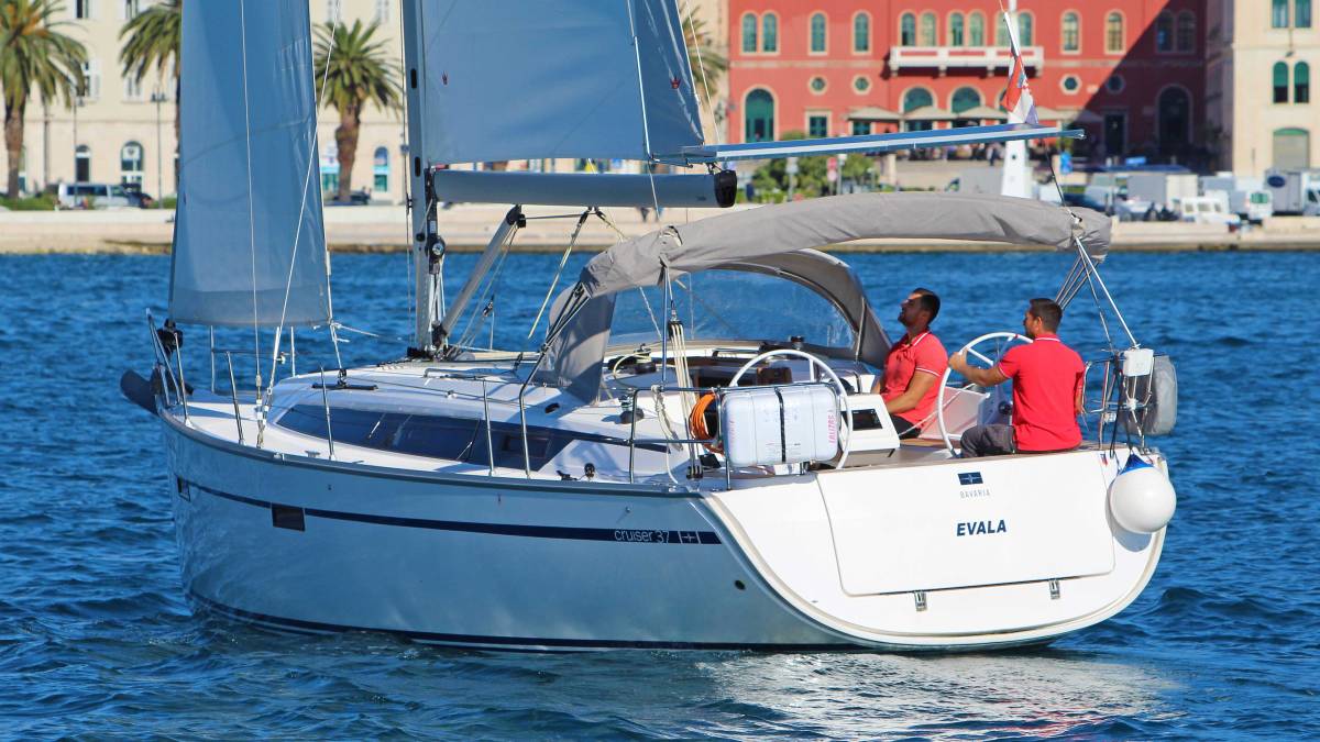 Bavaria Cruiser 37, Evala | Yacht Charter Croatia