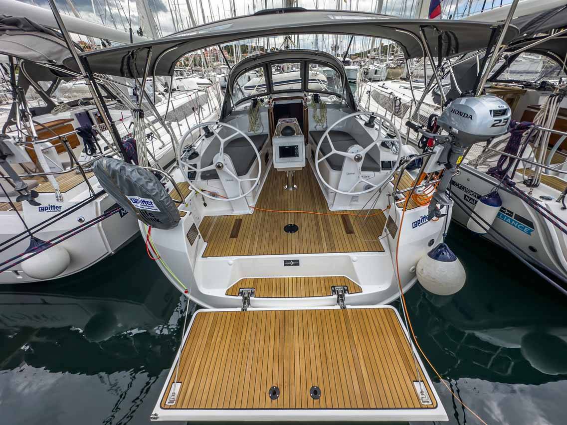 Bavaria Cruiser 37, Scala | Yachtcharter Kroatien