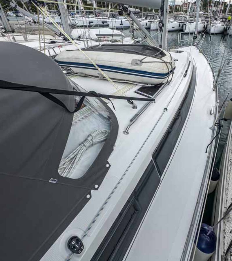 Bavaria Cruiser 37, Scala | Yachtcharter Kroatien
