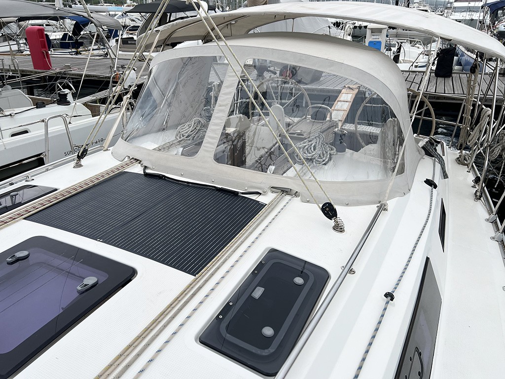 Bavaria Cruiser 37, Jugo | Yacht Charter Croatia