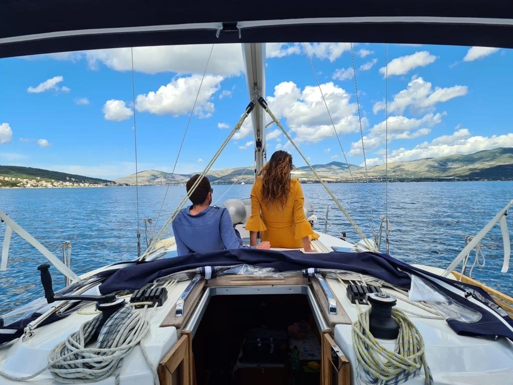 Bavaria Cruiser 37, Lana 3 | Yachtcharter Kroatien