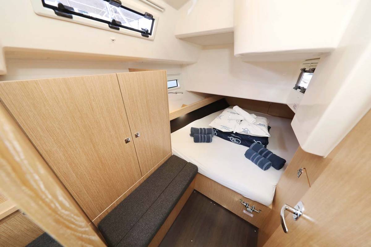 Bavaria Cruiser 41 Style, Anegada | Yacht Charter Croatia