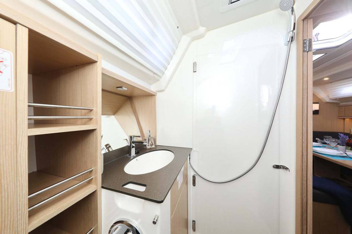 Bavaria Cruiser 41 Style, Anegada | Yacht Charter Croatia